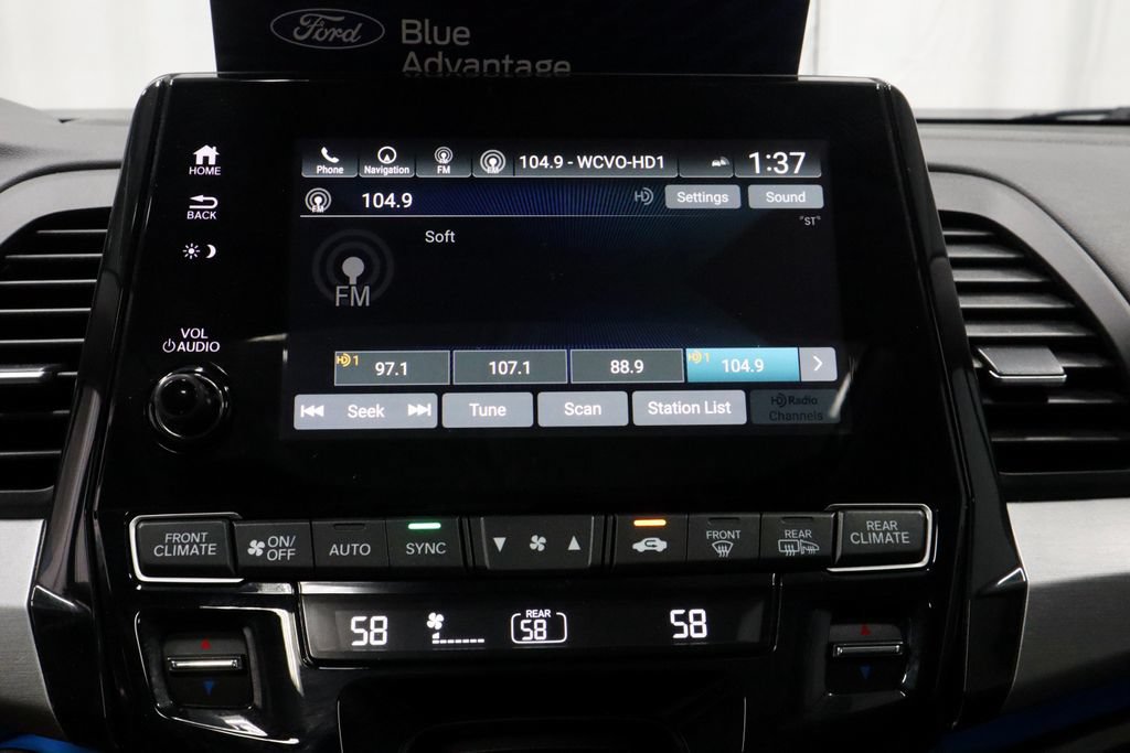 Used 2024 Honda Odyssey Touring image 3