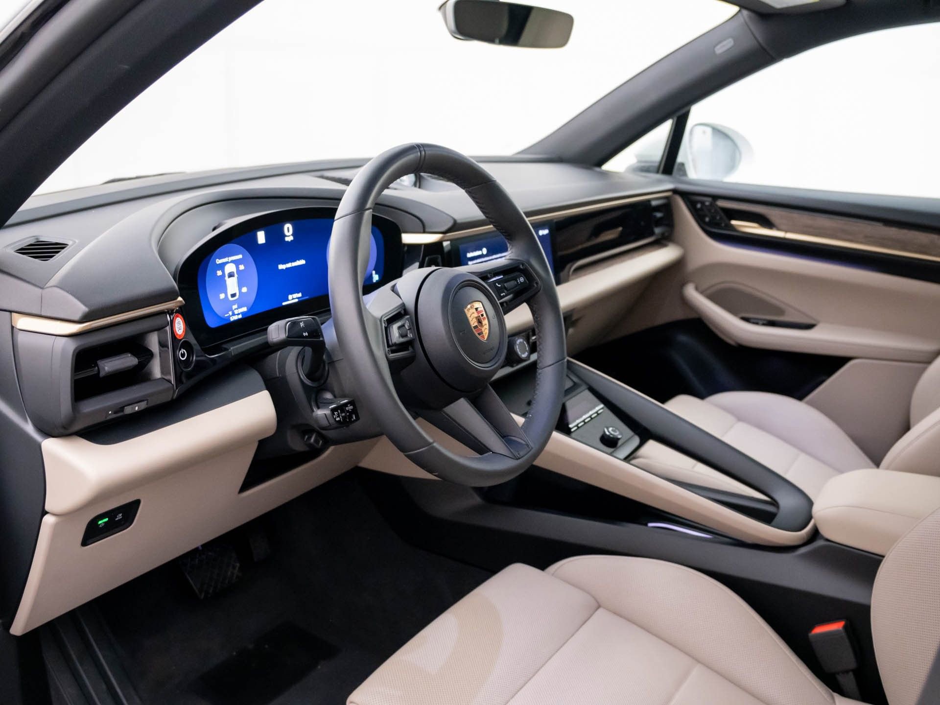 Certified 2024 Porsche Macan 4 Electric image 4