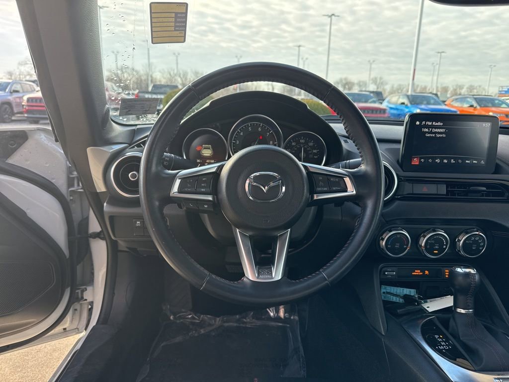 Used 2019 MAZDA MX-5 Miata RF Grand Touring image 26