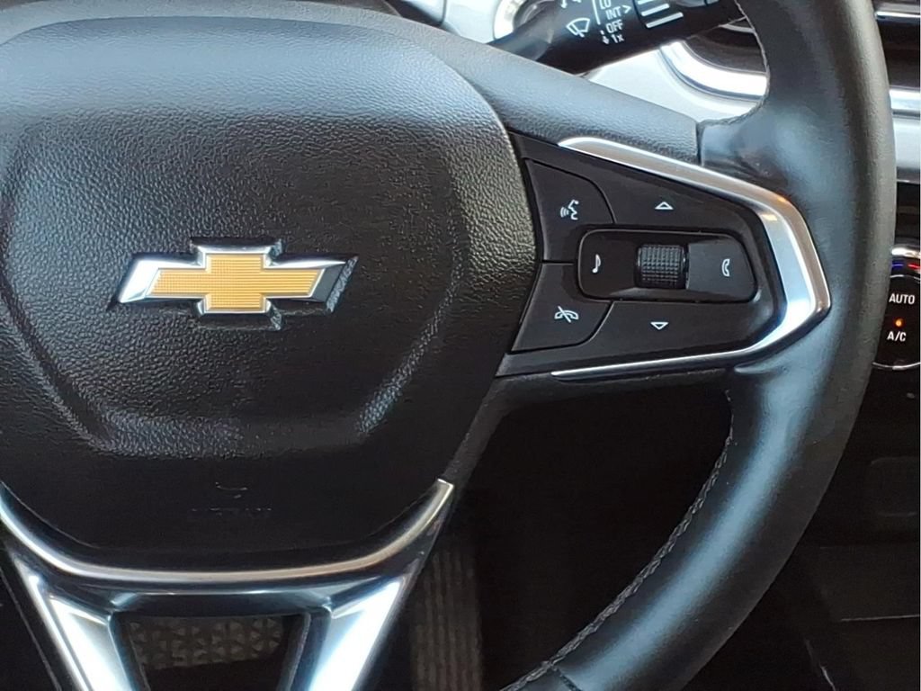 Used 2025 Chevrolet Trax LT w/ Driver Confidence Package FWD image 10