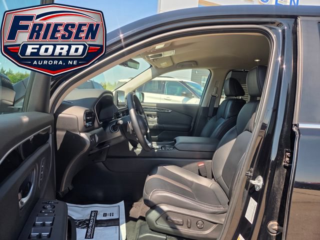 Used 2025 Honda Pilot EX-L image 12