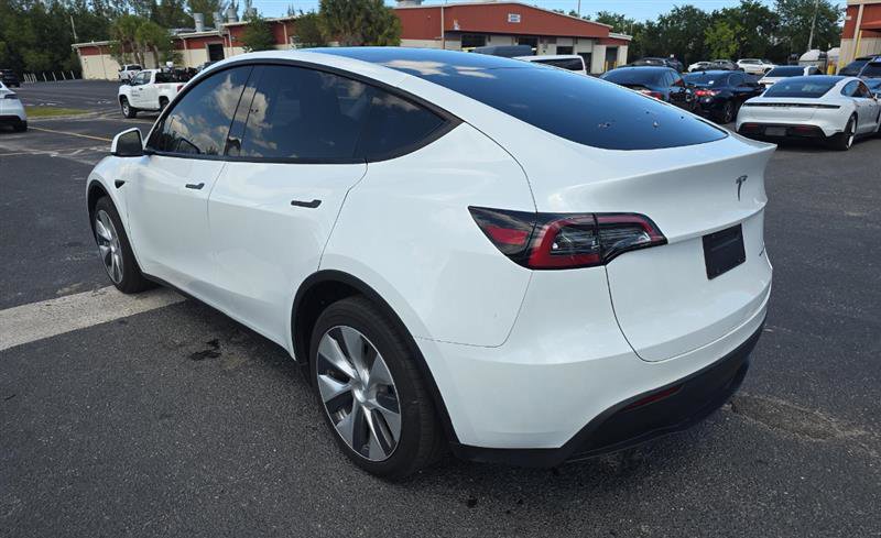 Used 2023 Tesla Model Y Long Range AWD/4WD image 10