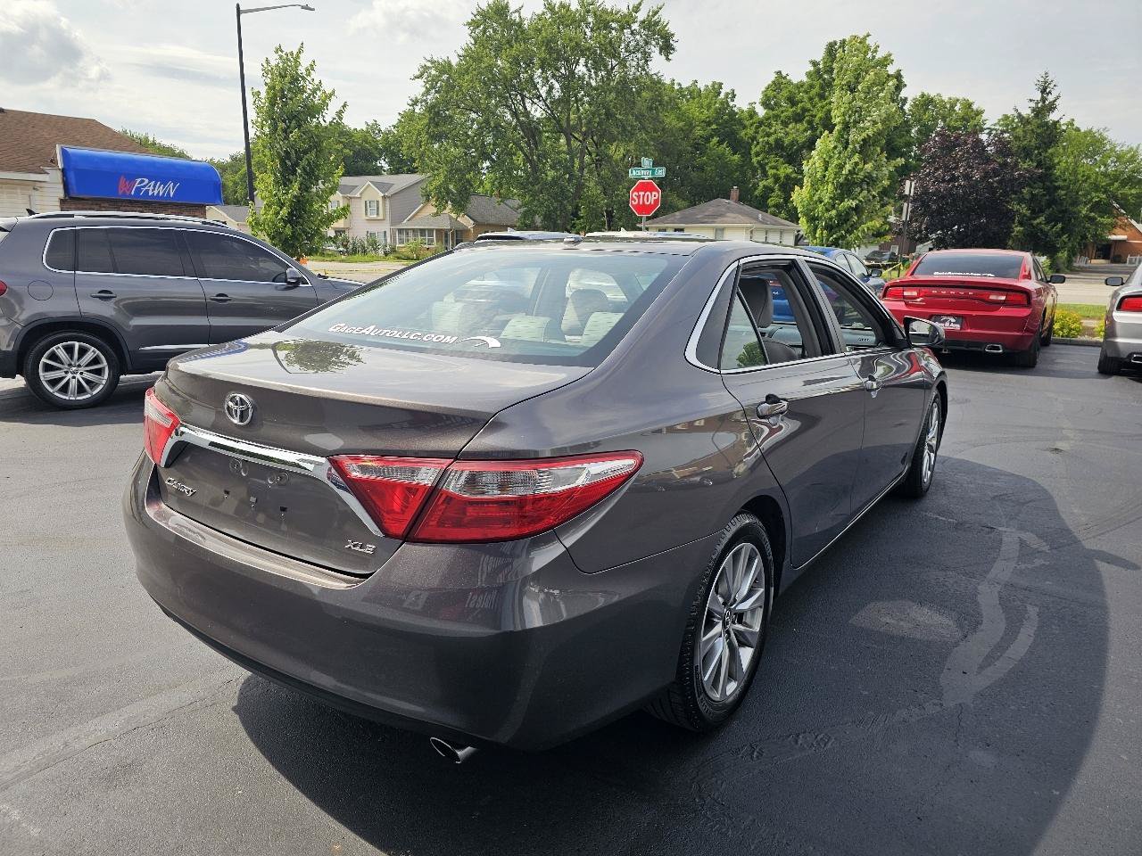 Used 2016 Toyota Camry XLE FWD image 11