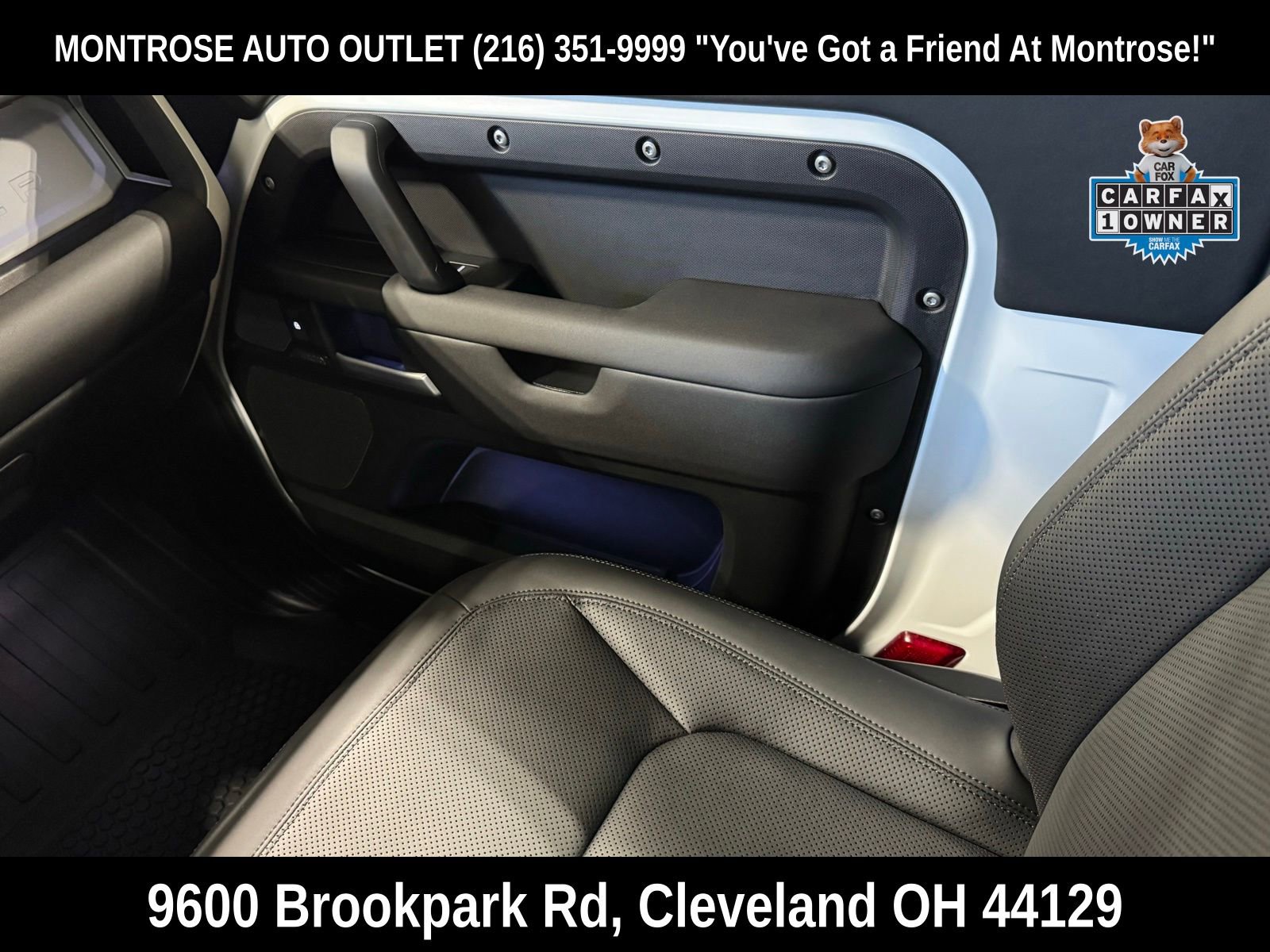 Used 2025 Land Rover Defender 90 X-Dynamic SE image 42