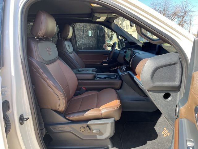 Used 2025 Ford Expedition King Ranch image 20