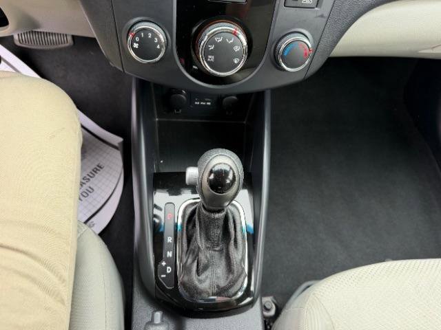 Used 2011 Kia Forte EX FWD image 27