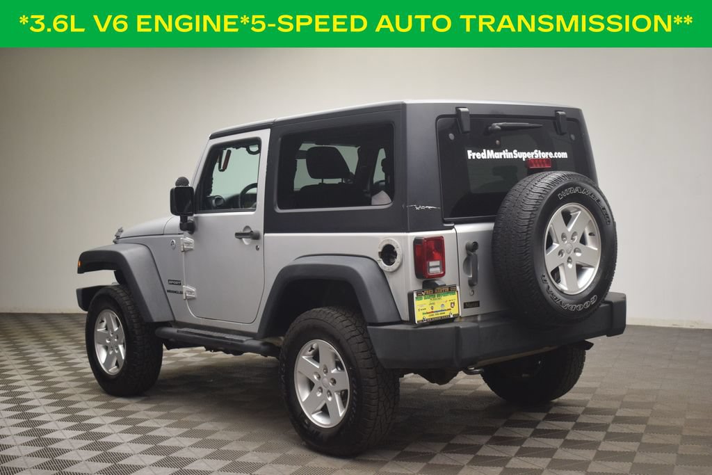 Used 2012 Jeep Wrangler Sport AWD/4WD image 3
