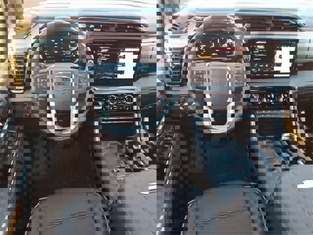 New 2026 GMC Sierra 3500 Denali w/ Technology Package image 14