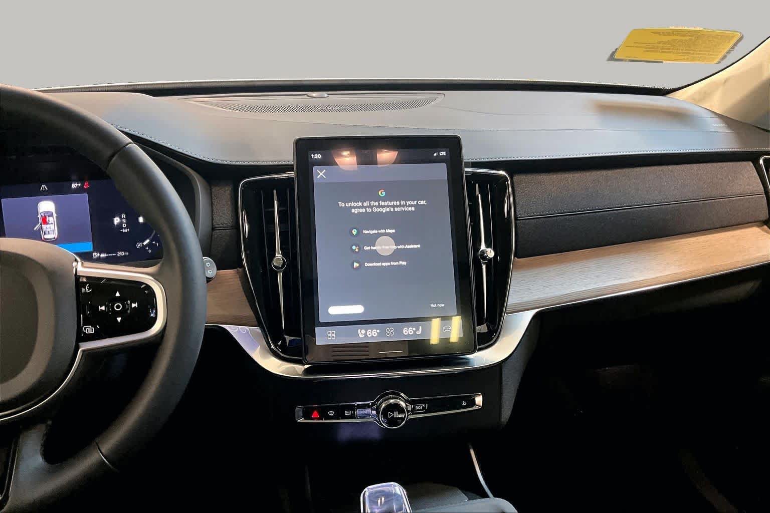 New 2026 Volvo XC90 B6 Plus w/ Protection Package Premier AWD/4WD image 8