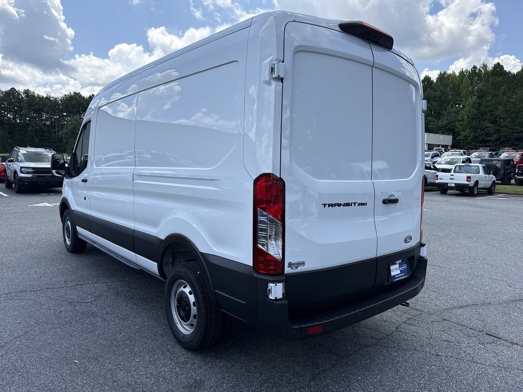 New 2026 Ford Transit 250 148 Medium Roof RWD image 5