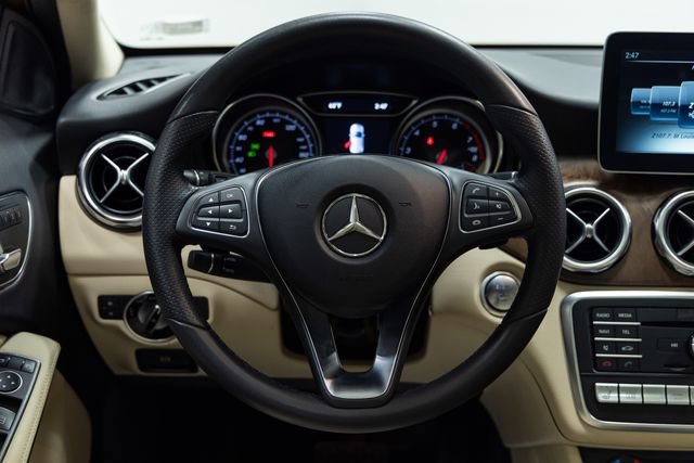 Used 2018 Mercedes-Benz GLA 250 4MATIC image 14