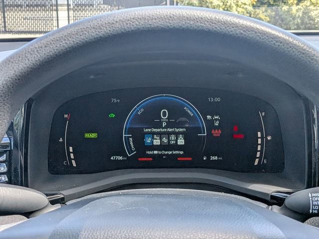 Used 2025 Toyota Camry LE FWD image 28