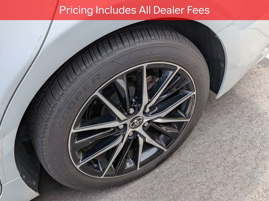 Certified 2022 Toyota Camry SE FWD image 9