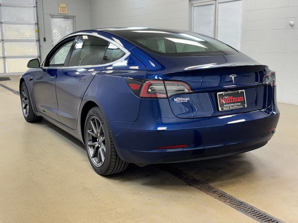 Used 2020 Tesla Model 3 Standard Range Plus image 7