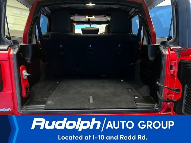 Used 2019 Jeep Wrangler Unlimited Sahara AWD/4WD image 32