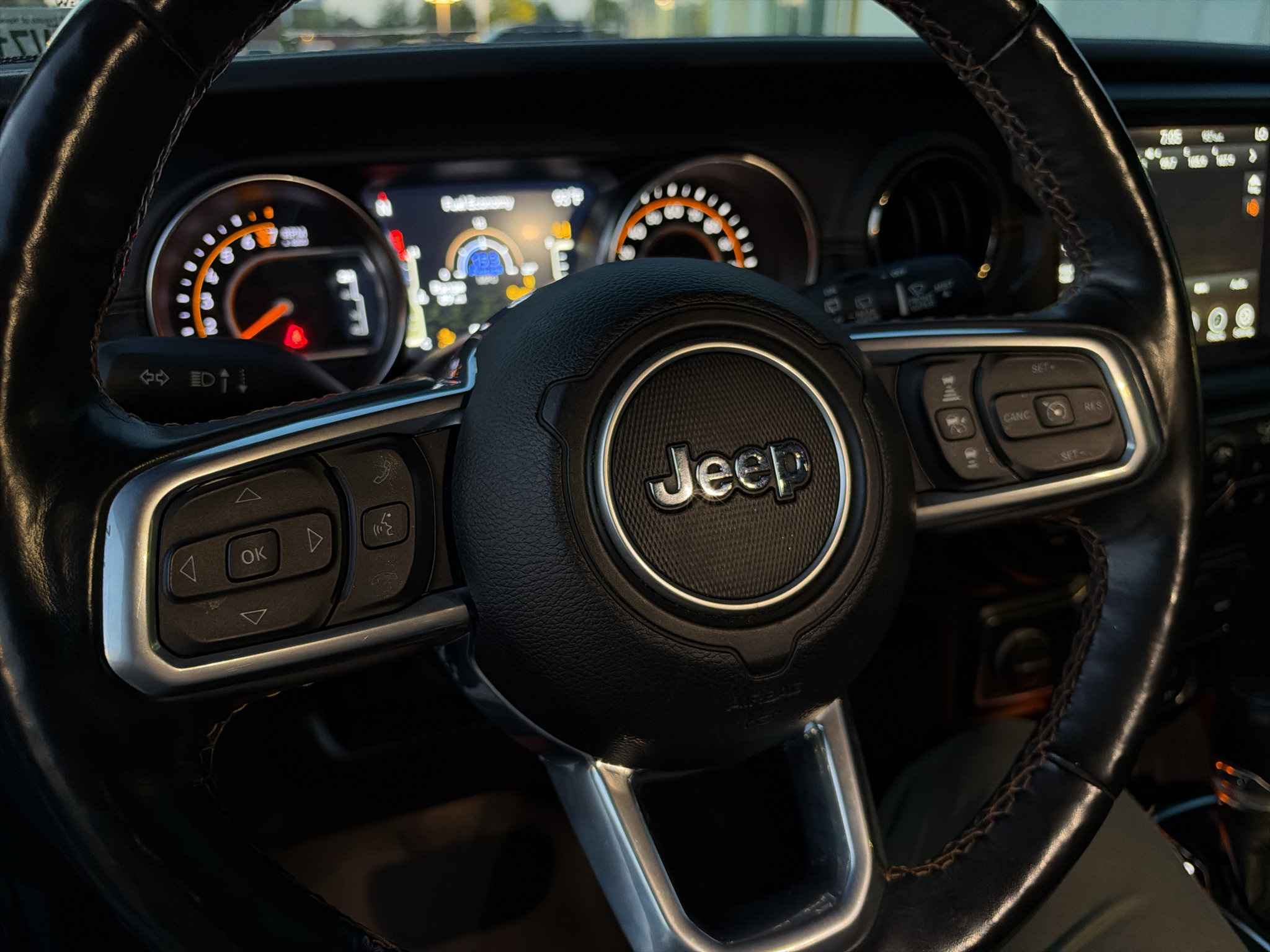 Used 2021 Jeep Wrangler Unlimited Sahara AWD/4WD image 29