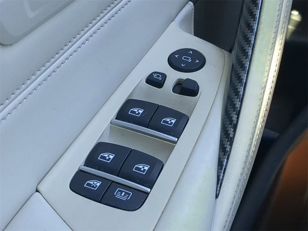 Used 2018 BMW M550i xDrive image 26