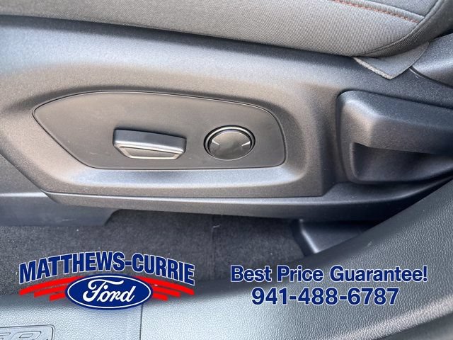 New 2026 Ford Explorer Active RWD image 10