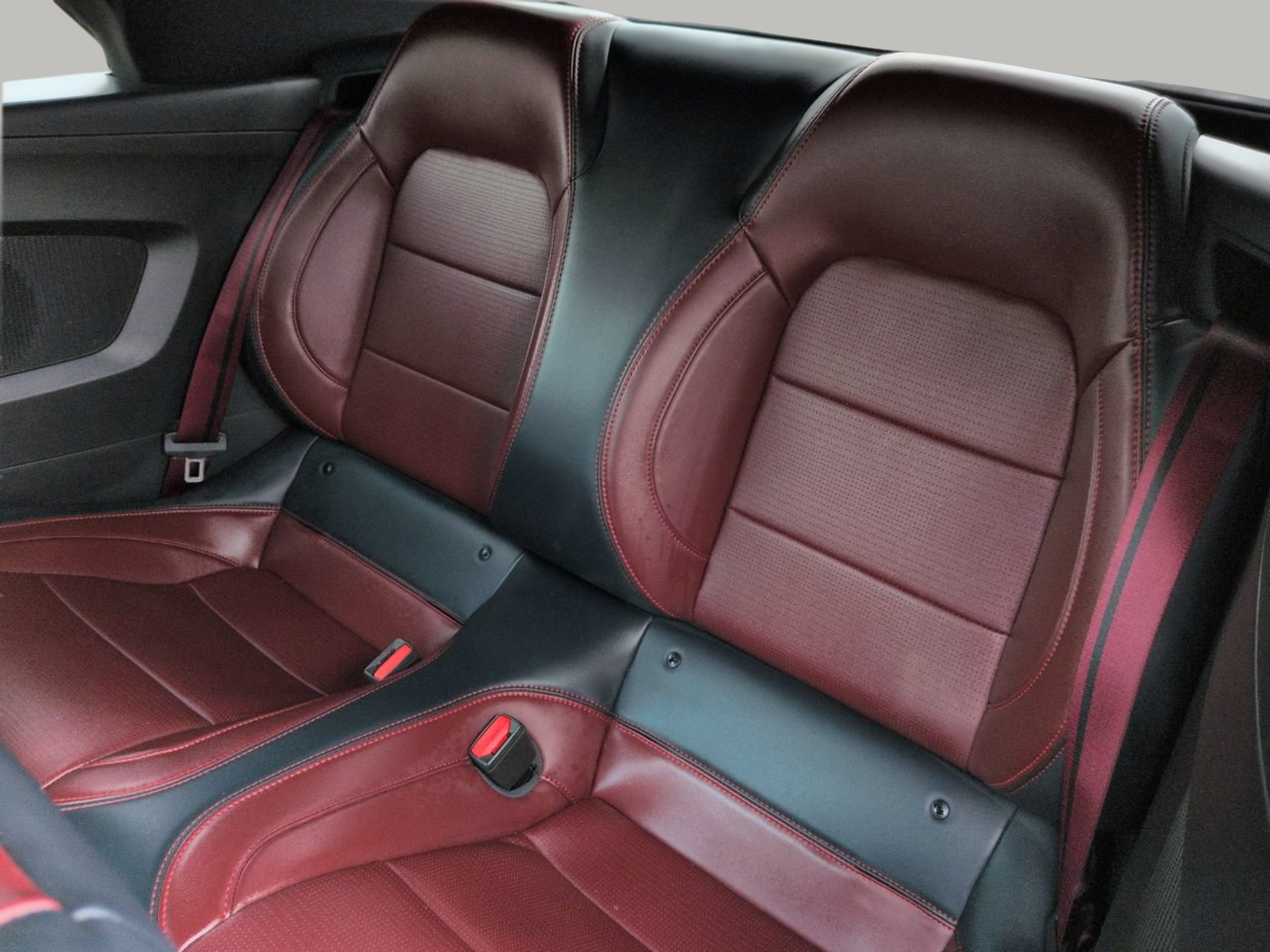 Used 2025 Ford Mustang GT Premium RWD image 17