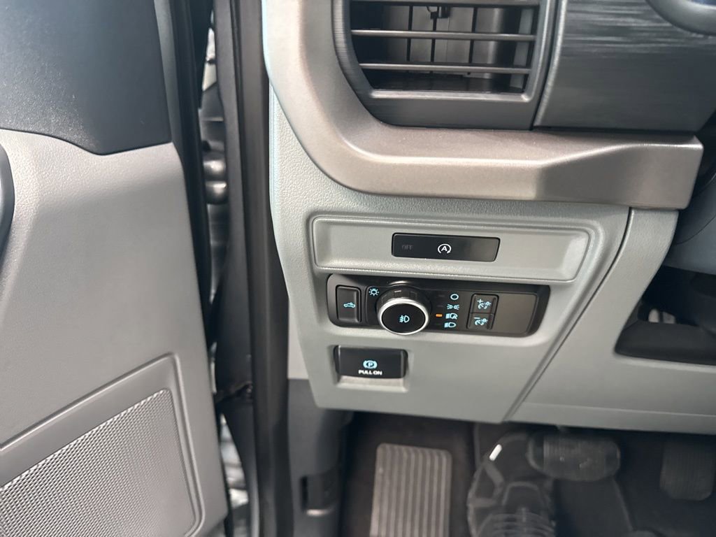 Used 2025 Ford F150 XLT w/ Equipment Group 301A Standard image 7