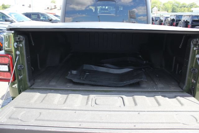 Used 2021 Jeep Gladiator Rubicon AWD/4WD image 27