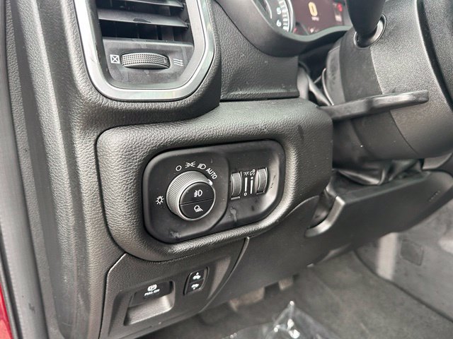 Used 2023 RAM 1500 Laramie AWD/4WD image 21