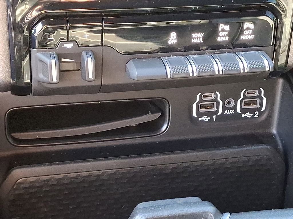 Used 2024 RAM 2500 Rebel w/ Bed Utility Group AWD/4WD image 15