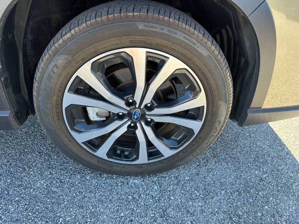 Used 2024 Subaru Forester Limited image 4