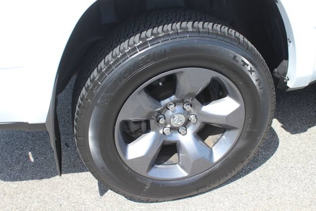 Used 2021 RAM 1500 Big Horn w/ Built-to-serve Edition AWD/4WD image 37