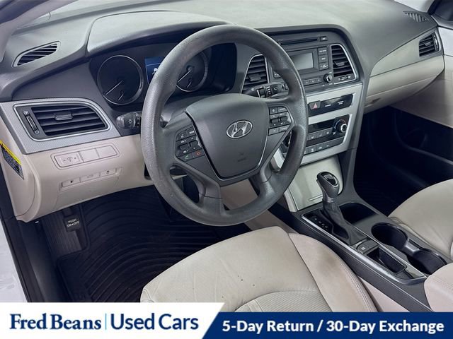 Used 2015 Hyundai Sonata SE FWD image 11