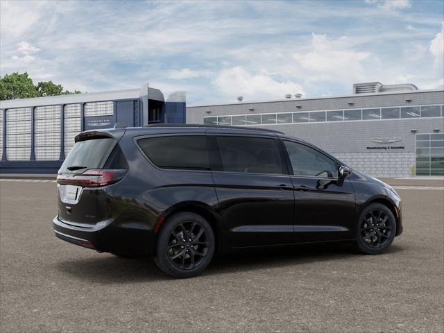 New 2027 Chrysler Pacifica Limited w/ Family Tech Group FWD image 2