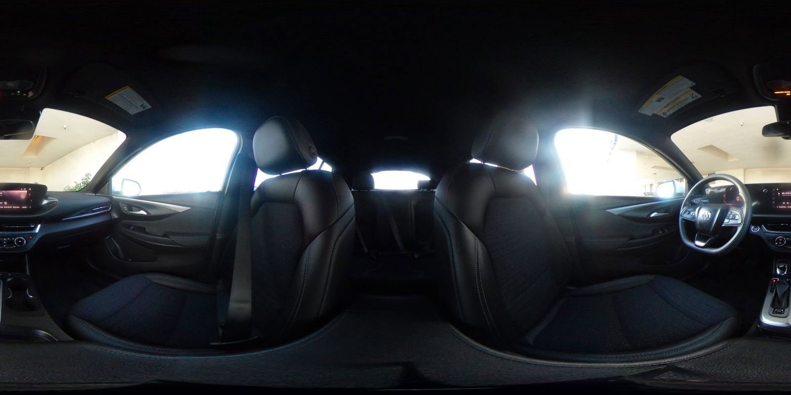 Used 2025 Buick Envista Preferred image 43