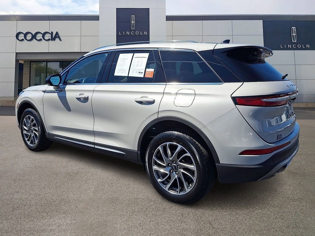 Used 2022 Lincoln Corsair AWD w/ Equipment Group 101A image 6