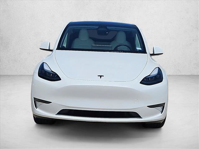 Used 2025 Tesla Model Y Long Range AWD/4WD image 2