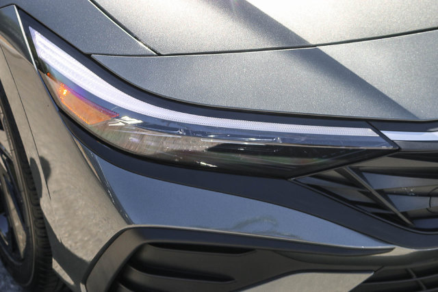 Certified 2026 Hyundai Elantra Sport FWD image 6