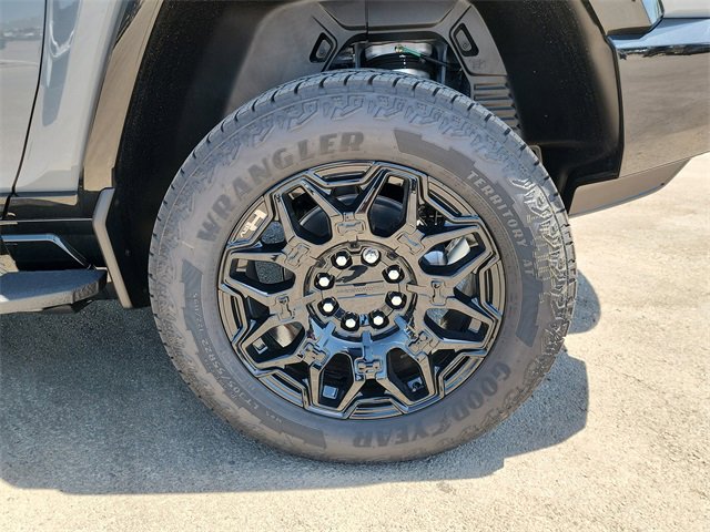 New 2025 GMC Hummer EV 2X image 28