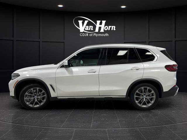 Used 2022 BMW X5 xDrive40i w/ Premium Package image 6