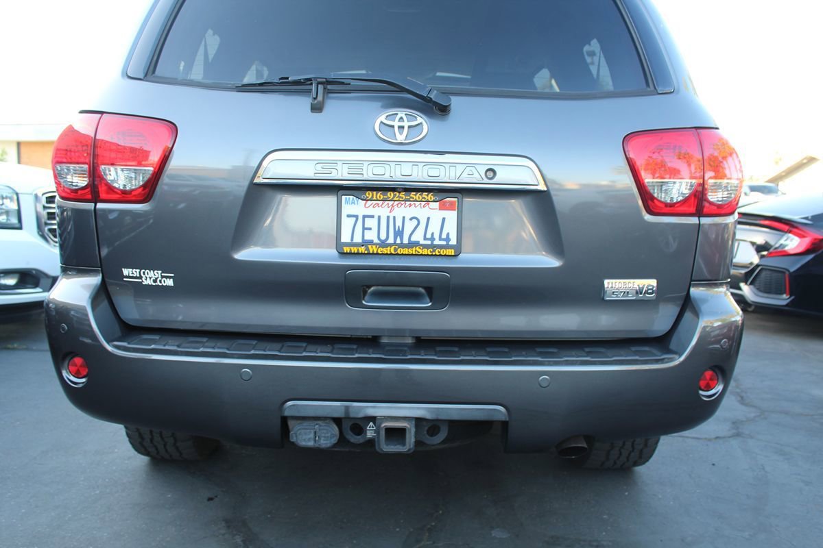 Used 2014 Toyota Sequoia Platinum AWD/4WD image 15
