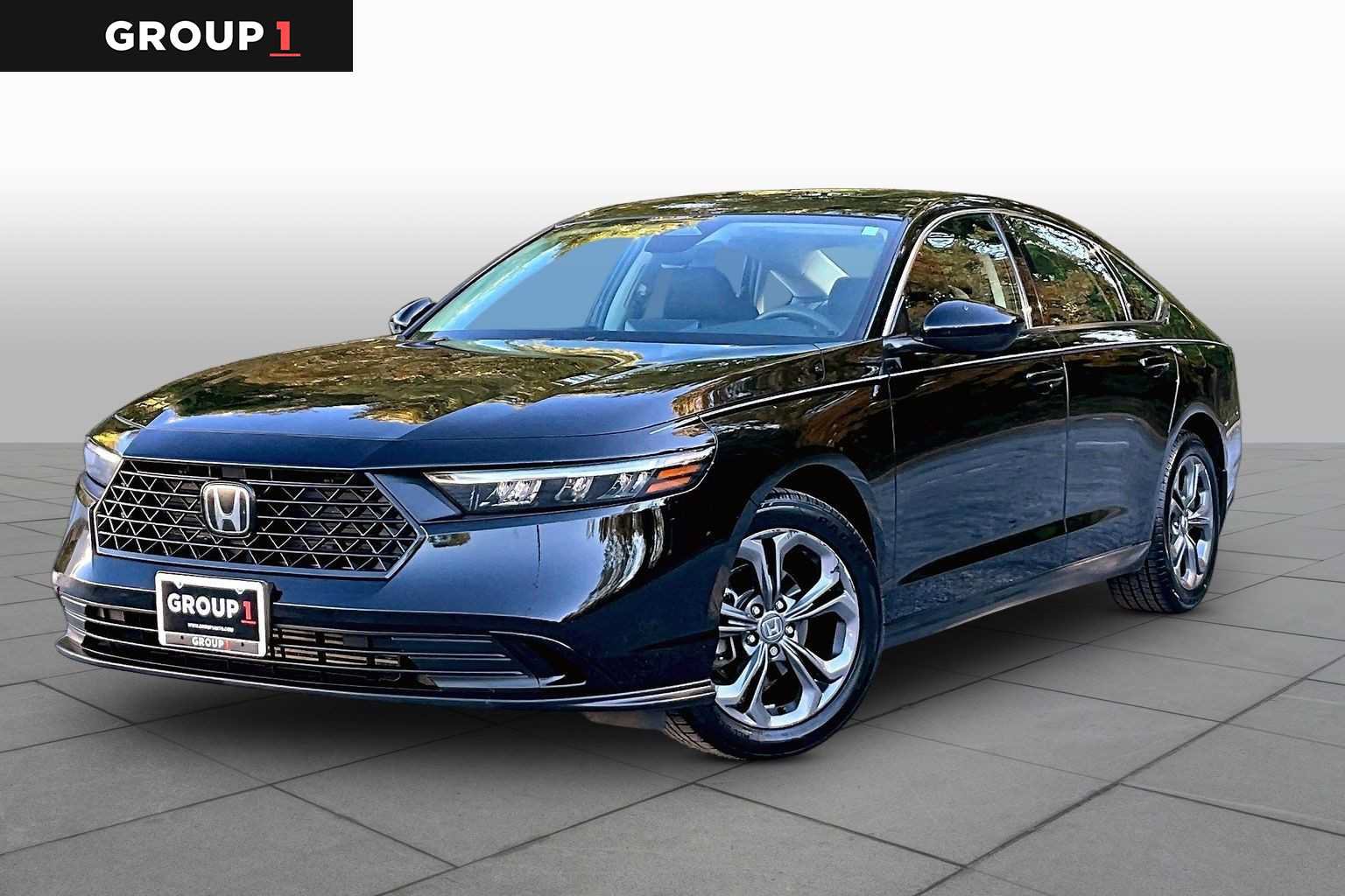 Used 2023 Honda Accord EX image 1