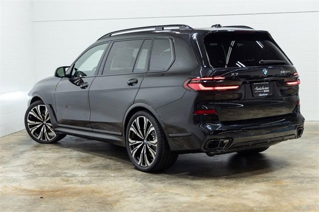 New 2026 BMW X7 M60i image 16