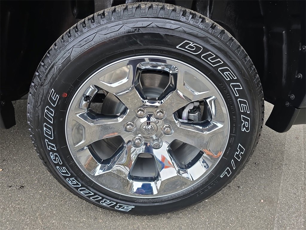 New 2026 RAM 1500 4x4 Crew Cab image 33