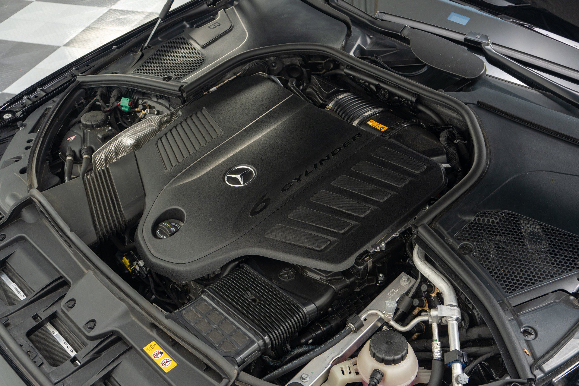 Used 2025 Mercedes-Benz S 580e 4MATIC Sedan image 47