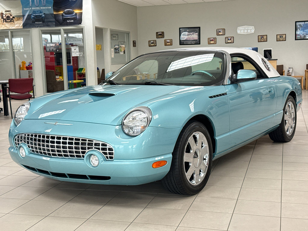 Used 2002 Ford Thunderbird RWD image 4