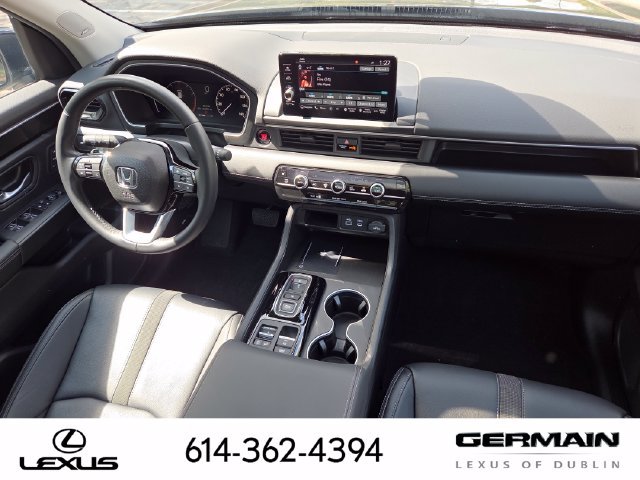 Used 2025 Honda Pilot Touring image 31