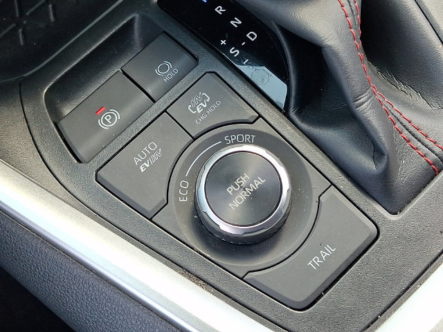Certified 2023 Toyota RAV4 SE w/ Weather & Moonroof Package AWD/4WD image 16