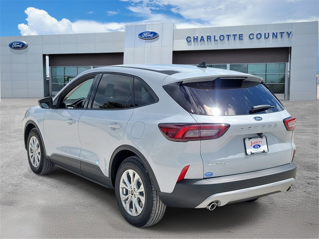 New 2026 Ford Escape Active image 3