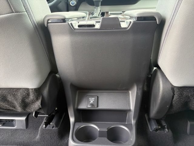 Used 2024 Toyota Sienna XLE w/ XLE Plus Package AWD/4WD image 25