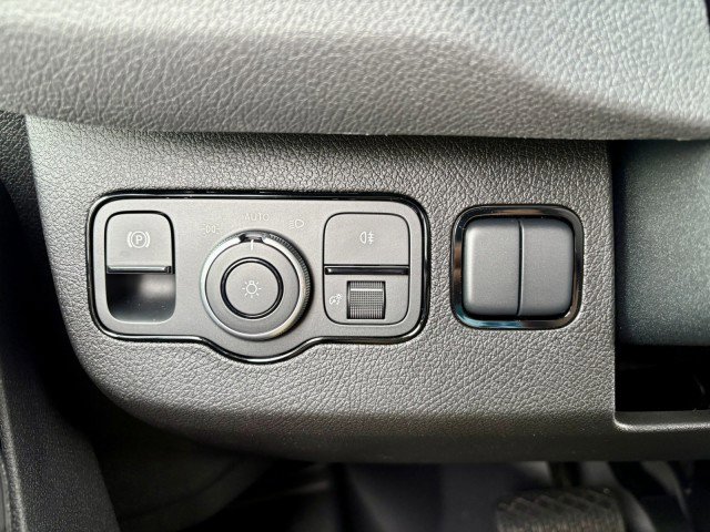 New 2025 Mercedes-Benz Sprinter 2500 image 17