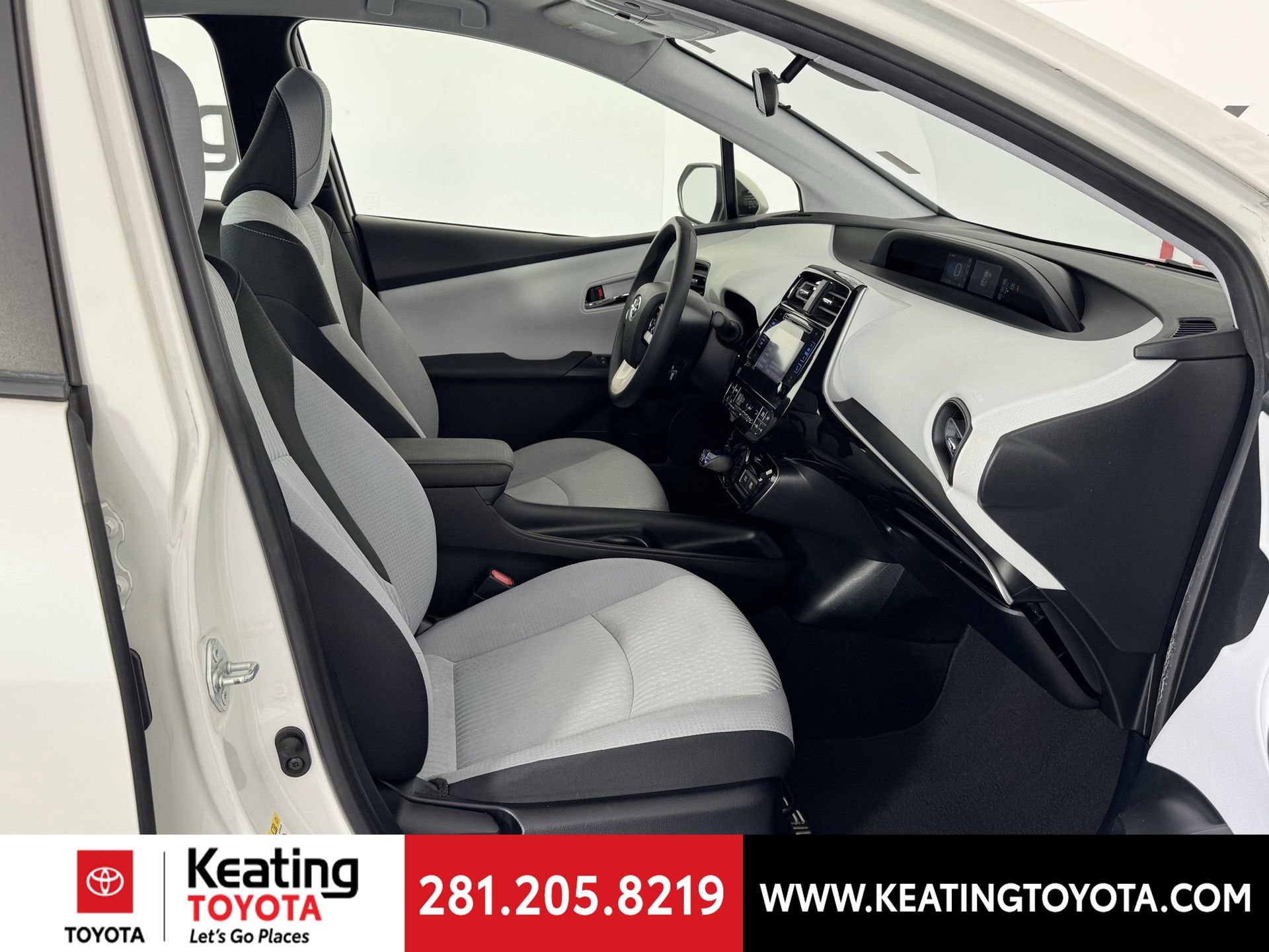 Used 2017 Toyota Prius Two image 20