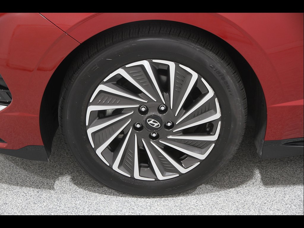 Certified 2024 Hyundai Sonata SEL FWD image 23